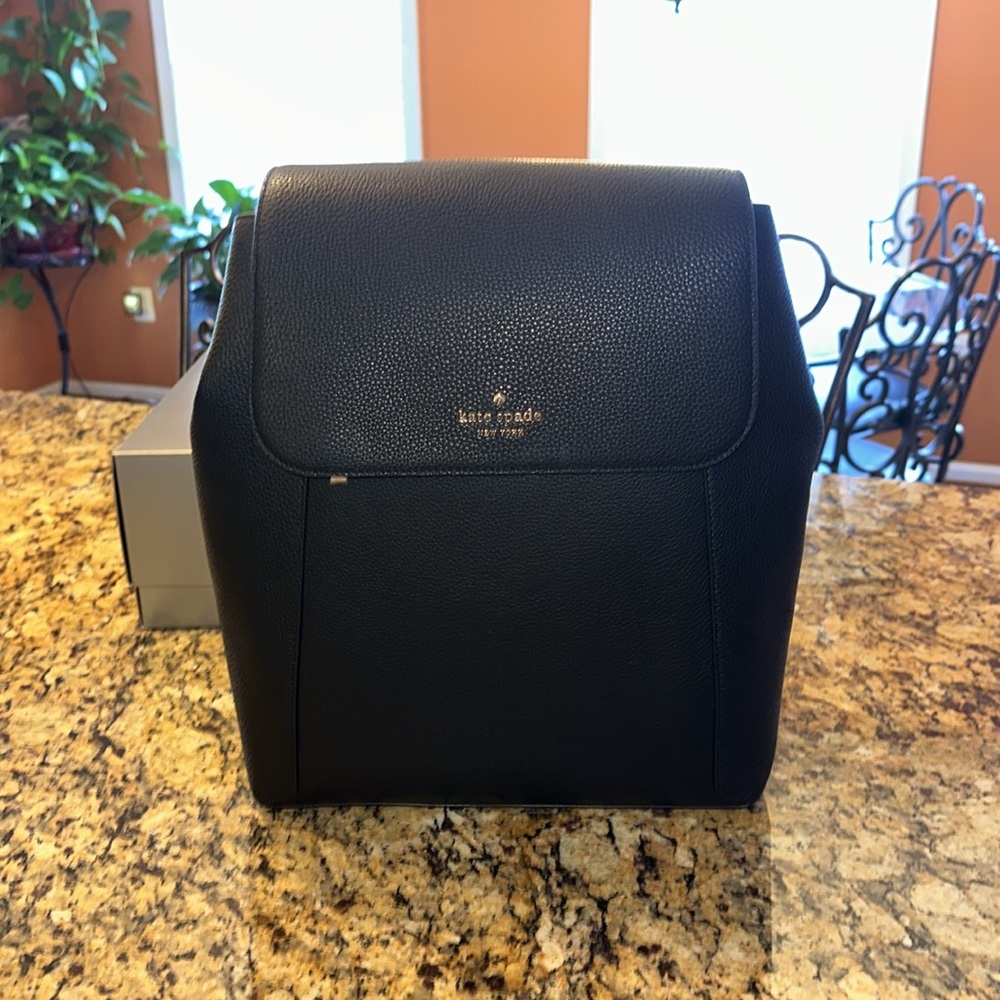 Kate Spade ❤️ Lena Black Pebbled Leather Flap Backpack NWT - Picture 4 of 16